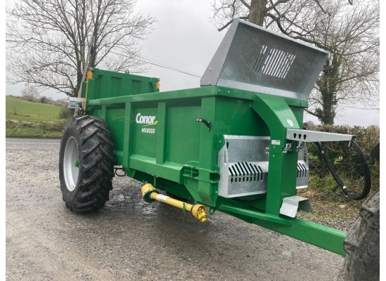 Conor 8 ton rear discharge spreader