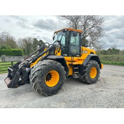 JCB 435s