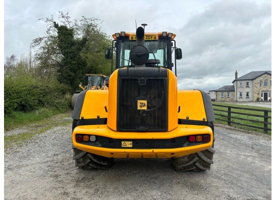 JCB 435s