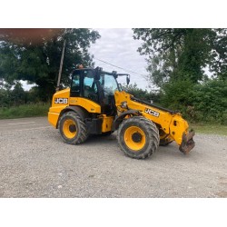 JCB tm 320s