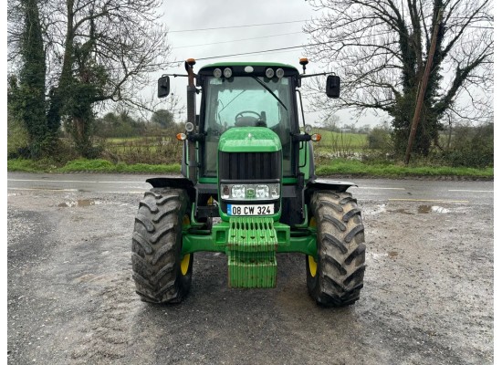 John Deere 6530