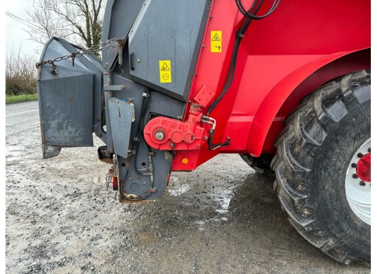 Peraud rear discharge Muckspreader